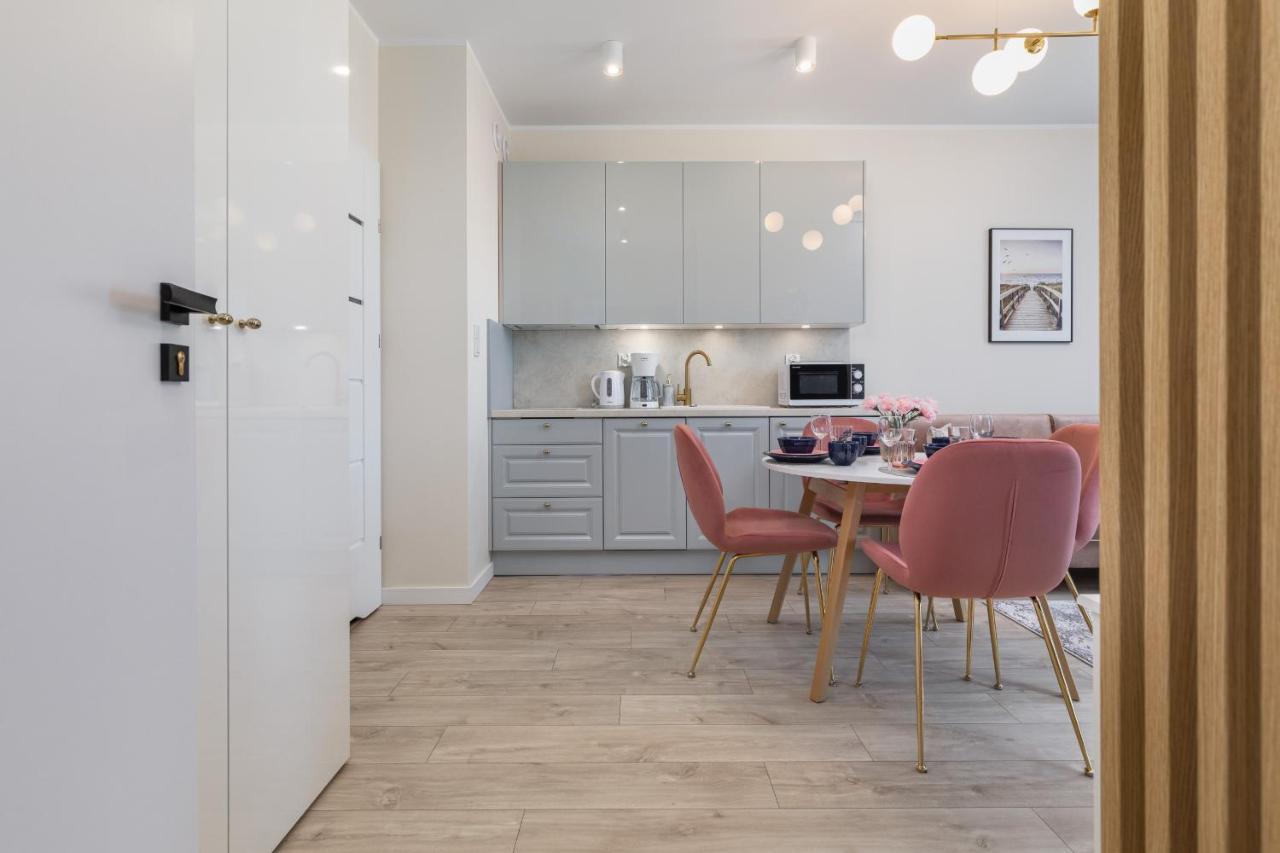 Cosy Baltic Marina Fitness & Sauna By Renters Apartment *